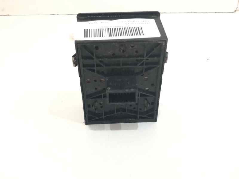 Recambio de mando luces para opel corsa c eco referencia OEM IAM 0524119  