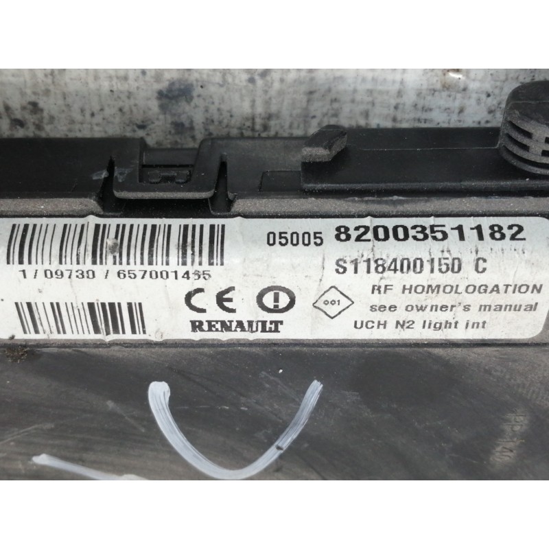Recambio de caja reles / fusibles para renault scenic ii confort dynamique referencia OEM IAM 8200351182 S118400150C 
