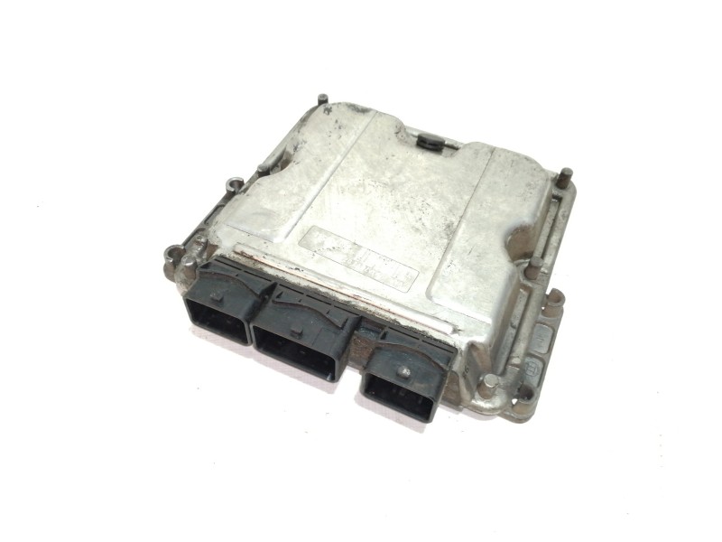 Recambio de centralita motor uce para citroën xsara berlina 2.0 hdi referencia OEM IAM 0281010871  