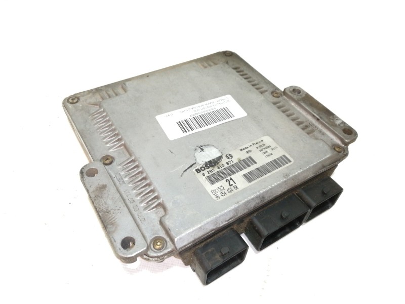 Recambio de centralita motor uce para citroën xsara berlina 2.0 hdi referencia OEM IAM 0281010871  
