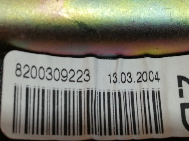 Recambio de cinturon seguridad trasero derecho para renault scenic ii confort authentique referencia OEM IAM 8200309223  