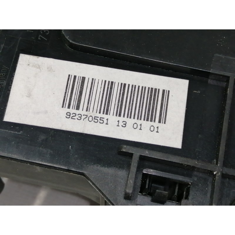 Recambio de caja reles / fusibles para bmw serie 3 berlina (e46) 320d referencia OEM IAM 8364542  