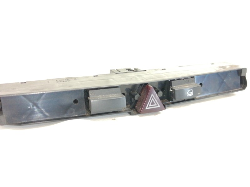 Recambio de warning para opel astra h berlina elegance referencia OEM IAM 660332  