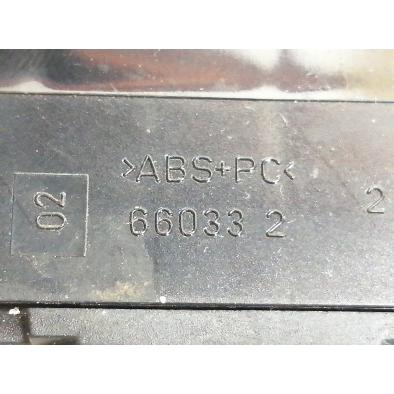 Recambio de warning para opel astra h berlina elegance referencia OEM IAM 660332  