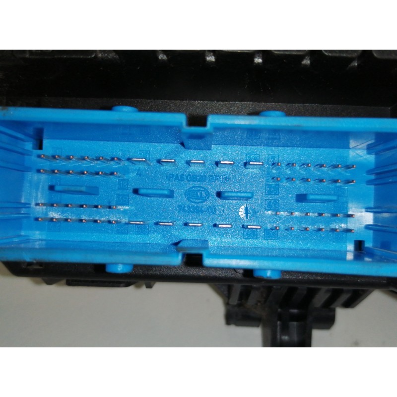 Recambio de caja reles / fusibles para opel astra h berlina elegance referencia OEM IAM   