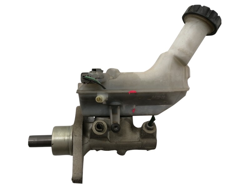 Recambio de bomba freno para renault clio iii confort dynamique referencia OEM IAM 8200129956  