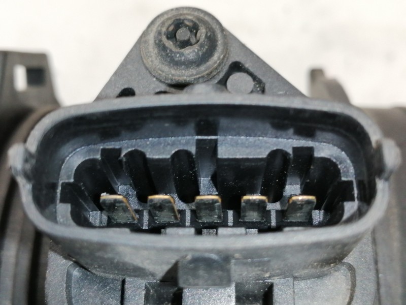 Recambio de caudalimetro para saab 9-3 berlina 2.2 tid referencia OEM IAM 0281002212  