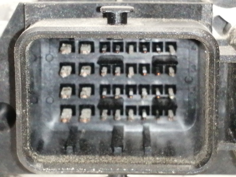 Recambio de centralita motor uce para citroën c5 berlina lx (e) referencia OEM IAM 0281011561  