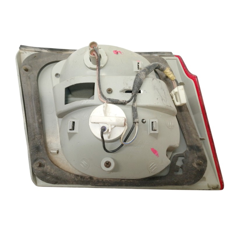 Recambio de piloto trasero derecho interior para kia carens 2.0 crdi lx monovolumen referencia OEM IAM   