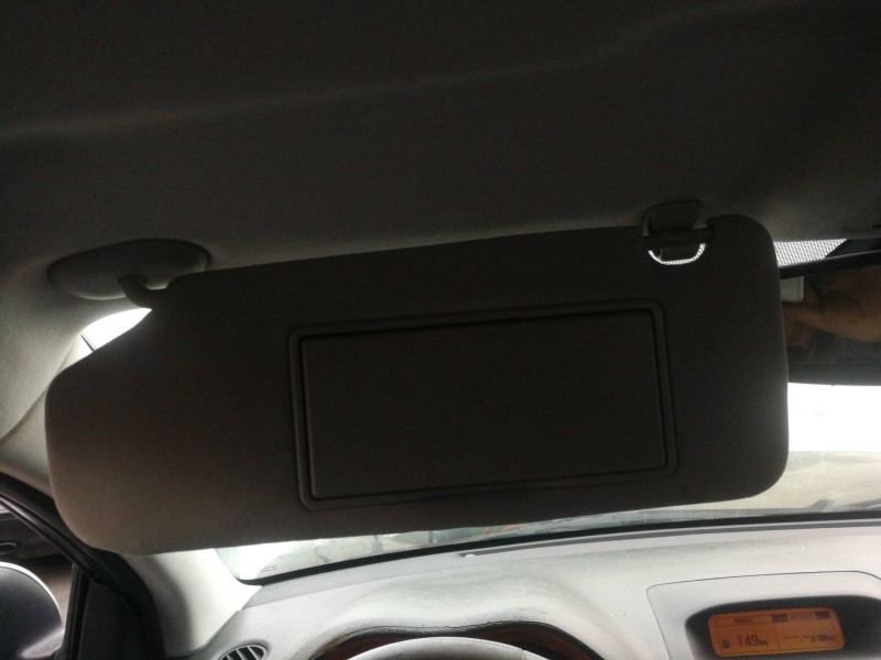 Recambio de parasol izquierdo para toyota avensis berlina (t25) 2.0 d4-d executive sedán (4-ptas) referencia OEM IAM   