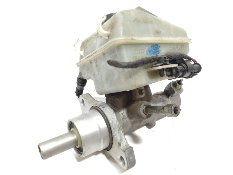Recambio de bomba freno para opel astra h berlina elegance referencia OEM IAM 32067271  