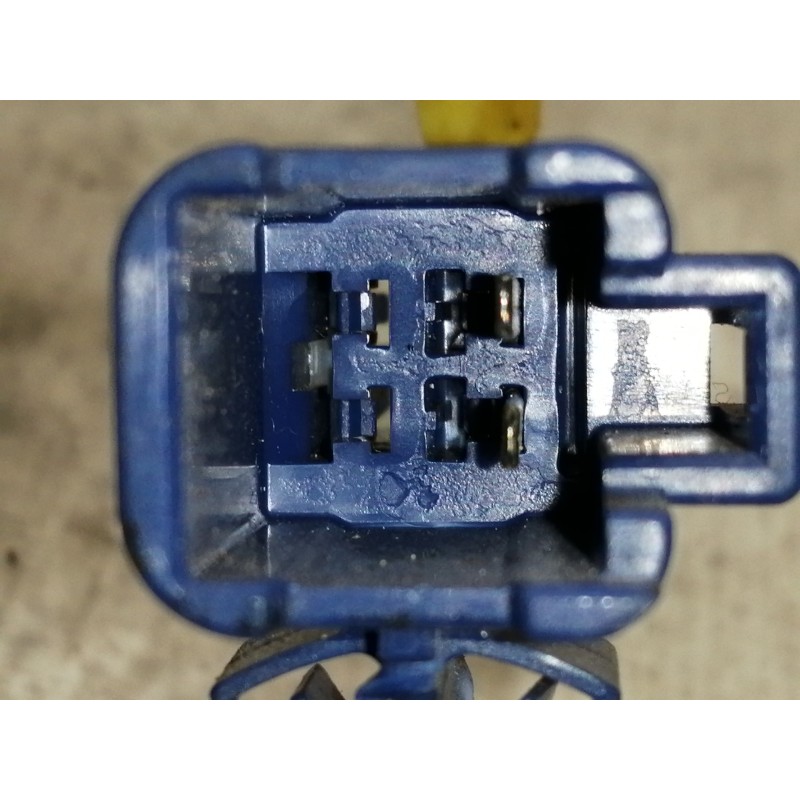 Recambio de cerradura maletero / porton para toyota yaris (ksp9/scp9/nlp9) luna referencia OEM IAM 693500D040  