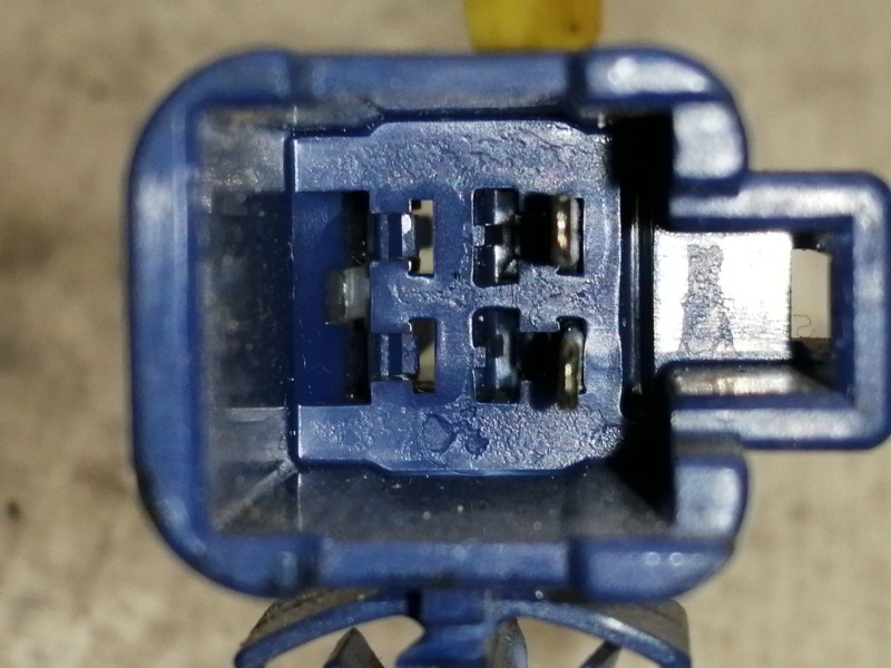 Recambio de cerradura maletero / porton para toyota yaris (ksp9/scp9/nlp9) luna referencia OEM IAM 693500D040  