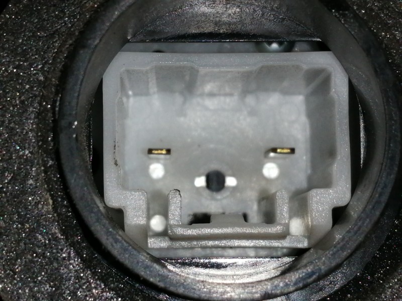 Recambio de cerradura puerta trasera derecha para toyota yaris (ksp9/scp9/nlp9) luna referencia OEM IAM   