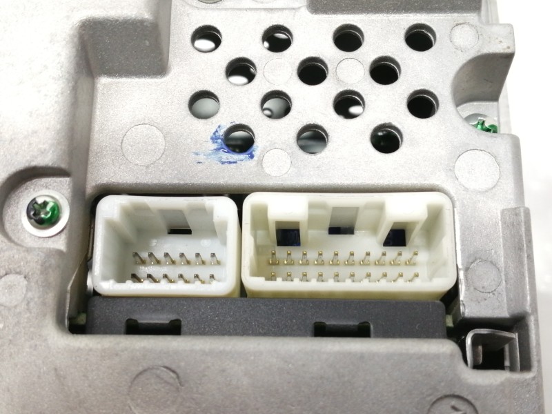 Recambio de sistema audio / radio cd para toyota avensis berlina (t25) 2.0 d4-d executive sedán (4-ptas) referencia OEM IAM 8612