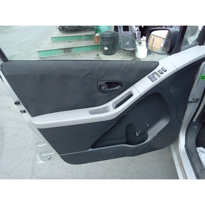 Recambio de guarnecido puerta delantera izquierda para toyota yaris (ksp9/scp9/nlp9) luna referencia OEM IAM   