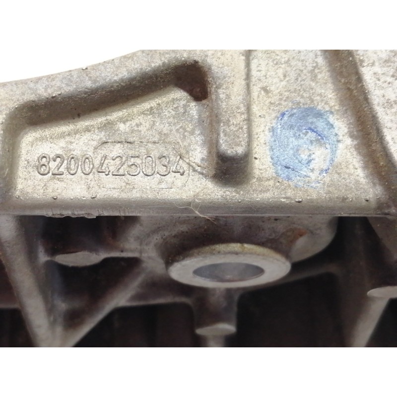 Recambio de soporte alternador para renault clio iii confort dynamique referencia OEM IAM 8200425034  