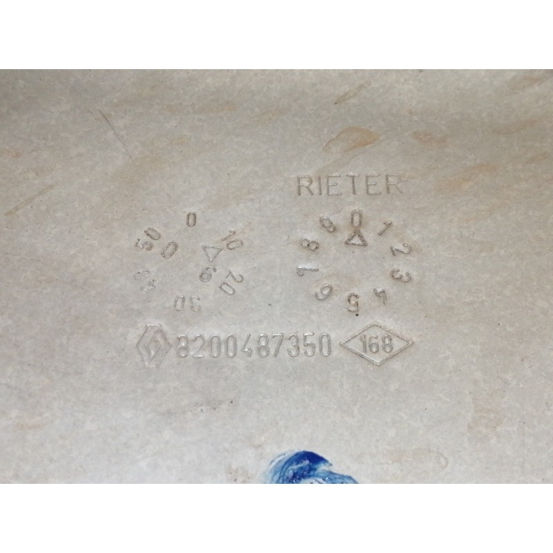 Recambio de colector escape para renault clio iii confort dynamique referencia OEM IAM 8200487350 8200486291 CUBIERTA / TAPA