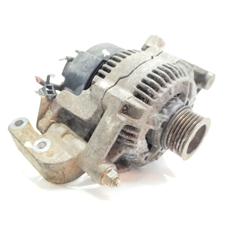 Recambio de alternador para opel corsa b gsi referencia OEM IAM 90413760  