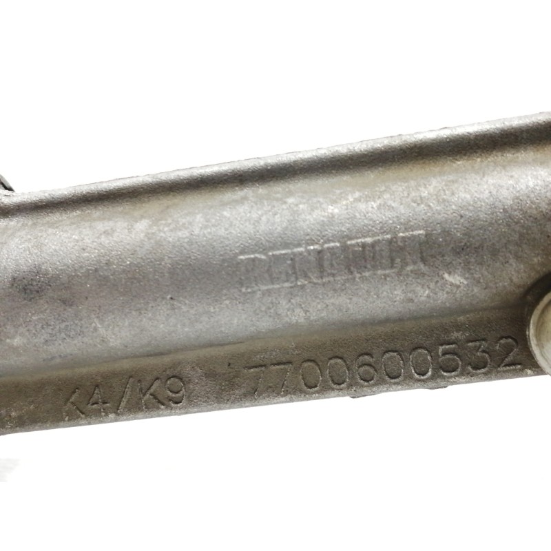 Recambio de bomba aceite para renault clio iii confort dynamique referencia OEM IAM 8200150195  