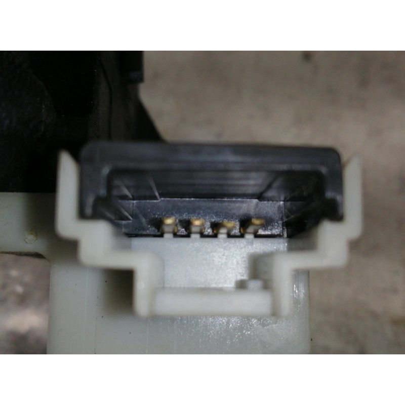 Recambio de cerradura maletero / porton para renault espace iv (jk0) authentique referencia OEM IAM 8200090424F  