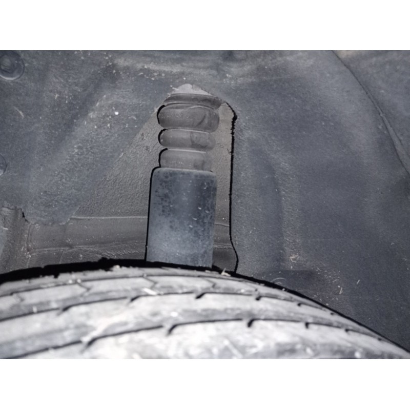 Recambio de amortiguador trasero izquierdo para bmw 2 active tourer (f45) 218 i referencia OEM IAM   