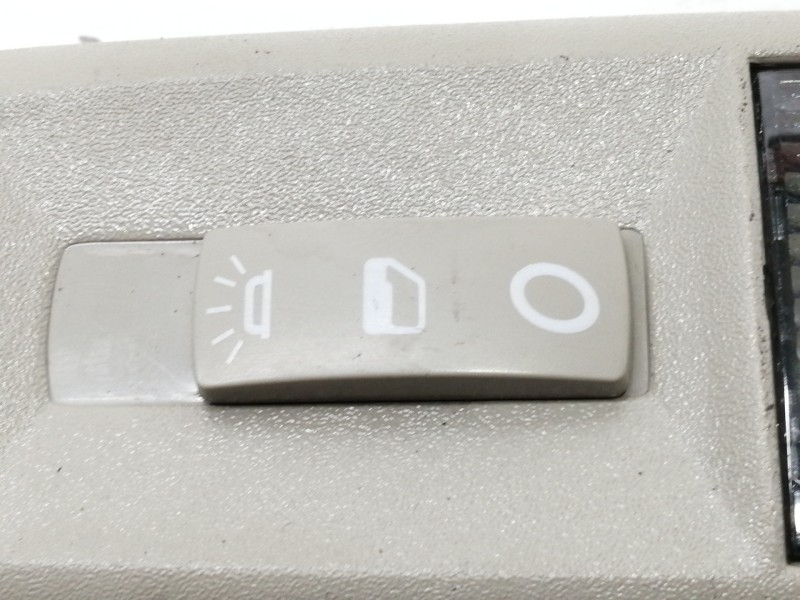 Recambio de luz interior para renault espace iv (jk0) authentique referencia OEM IAM 8200360559  