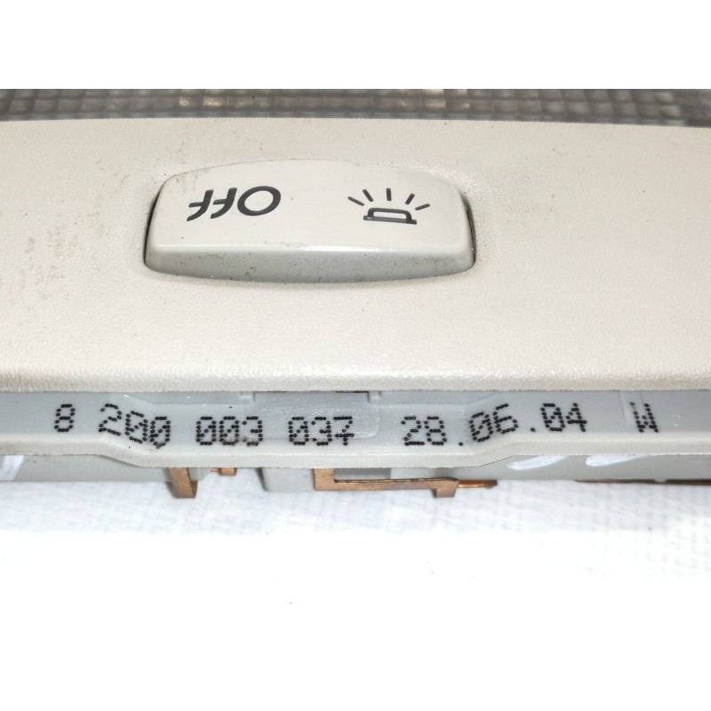 Recambio de luz interior para renault espace iv (jk0) authentique referencia OEM IAM 8200003037  