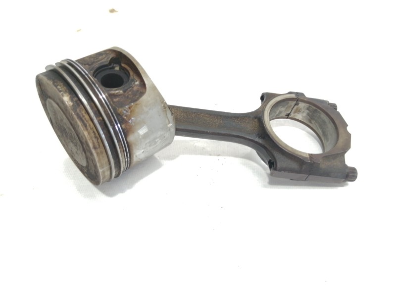 Recambio de piston para volvo serie 960 berlina/familiar 2.5 24v berlina referencia OEM IAM   
