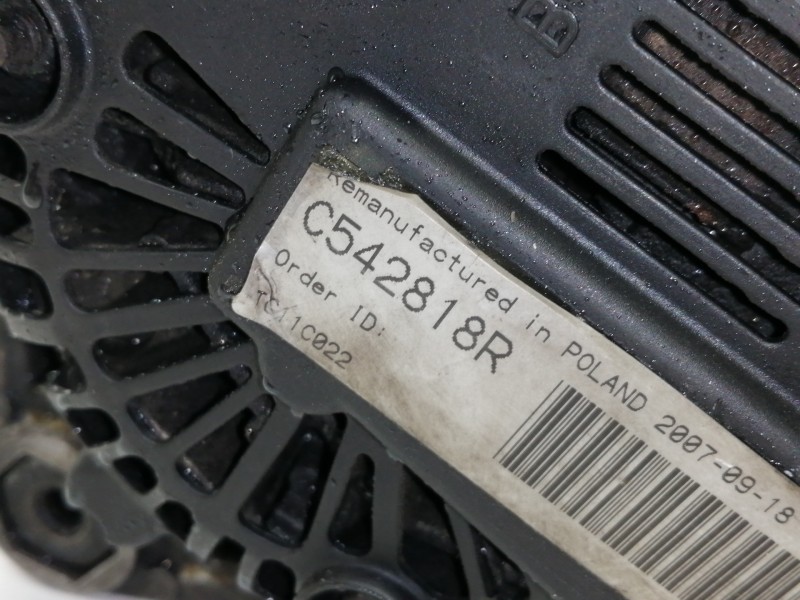 Recambio de alternador para nissan primera berlina (p12) line up referencia OEM IAM 7711135332  