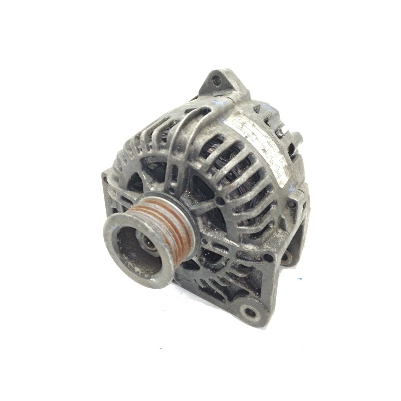 Recambio de alternador para nissan primera berlina (p12) line up referencia OEM IAM 7711135332  