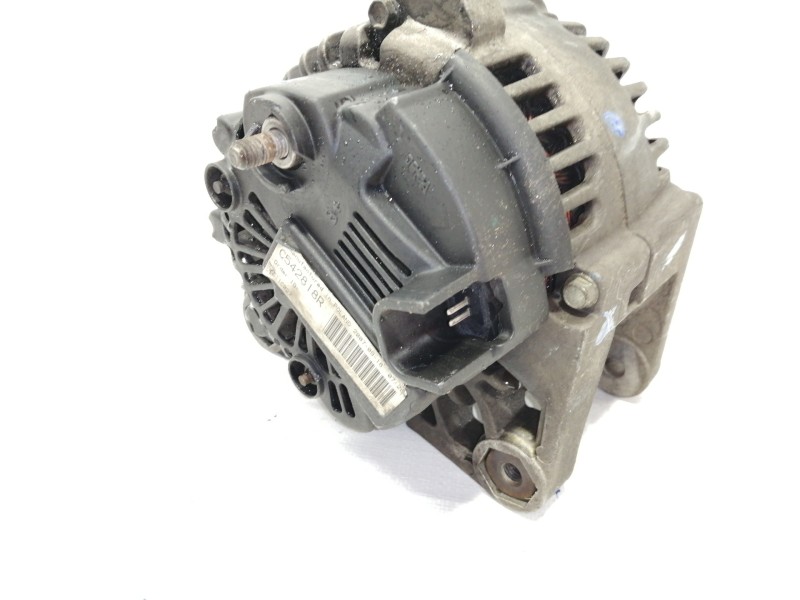 Recambio de alternador para nissan primera berlina (p12) line up referencia OEM IAM 7711135332  