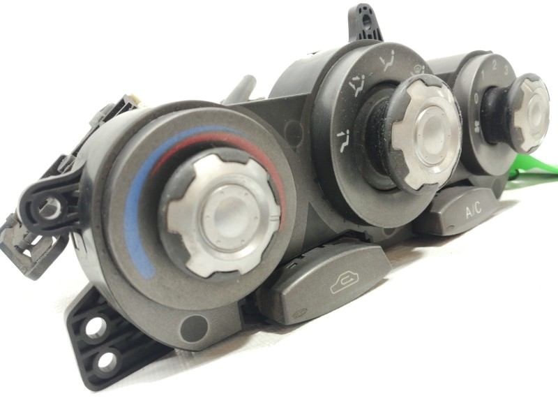 Recambio de mando calefaccion / aire acondicionado para hyundai coupe (rd) 1.6 fx referencia OEM IAM   