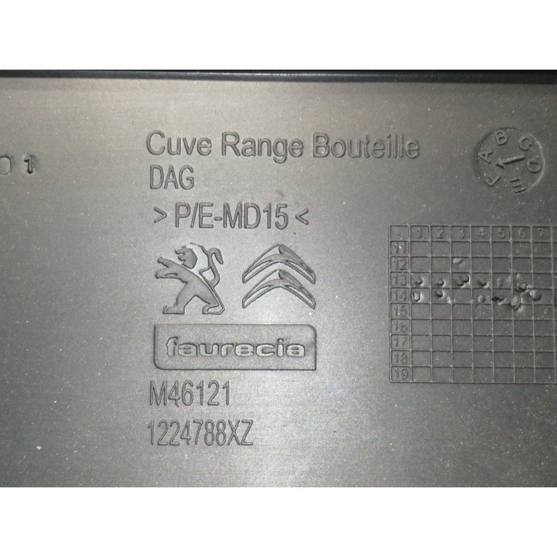 Recambio de guantera para citroën c4 picasso 1.6 e-hdi fap referencia OEM IAM M46121 1224788XZ 