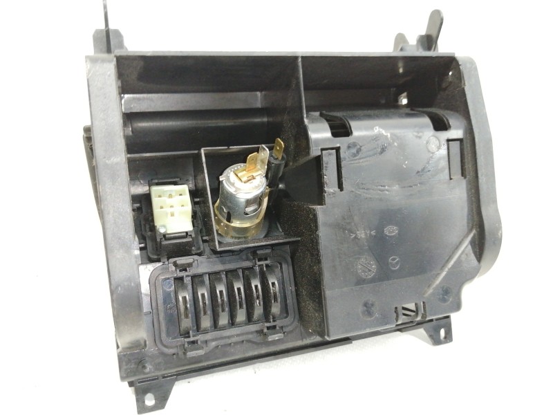 Recambio de cenicero para mercedes-benz clase e (w210) berlina diesel 270 cdi (210.016) referencia OEM IAM   