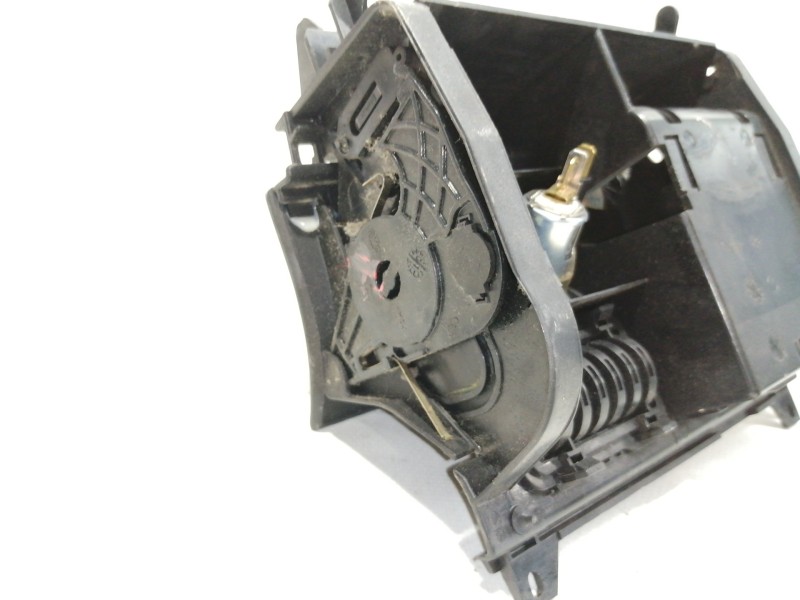 Recambio de cenicero para mercedes-benz clase e (w210) berlina diesel 270 cdi (210.016) referencia OEM IAM   