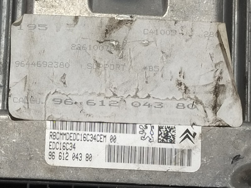 Recambio de centralita motor uce para citroën c4 berlina vtr plus referencia OEM IAM 9661204380  