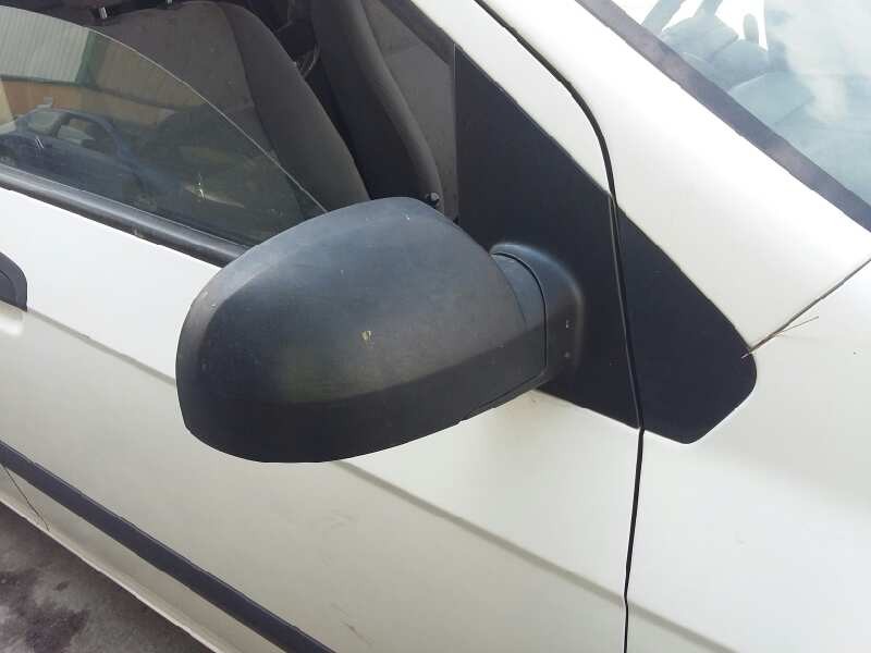 Recambio de retrovisor derecho para hyundai getz (tb) 1.1 gl referencia OEM IAM   