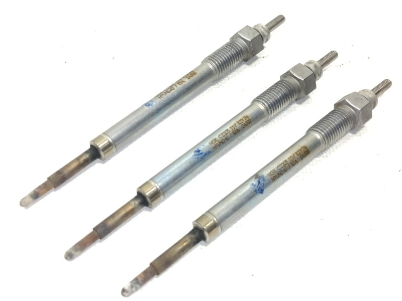 Recambio de calentadores para hyundai ix35 classic 2wd referencia OEM IAM CZ203  