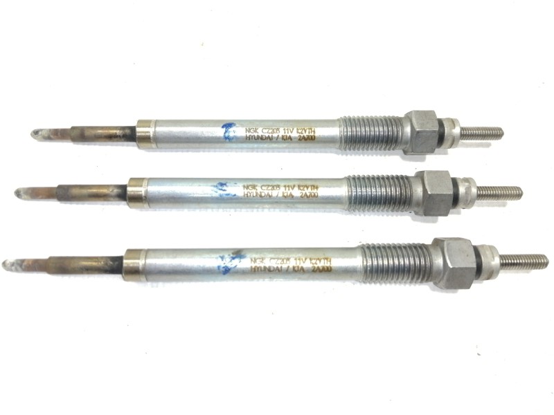 Recambio de calentadores para hyundai ix35 classic 2wd referencia OEM IAM CZ203  