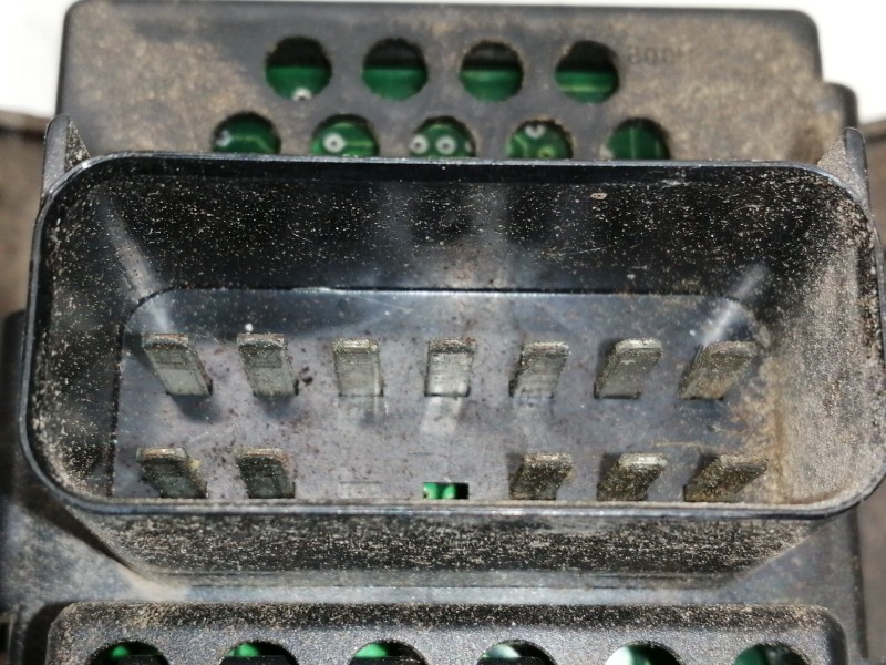 Recambio de mando elevalunas delantero izquierdo para chrysler pt cruiser (pt) 2.2 crd limited referencia OEM IAM 0UK931L8AB OUK