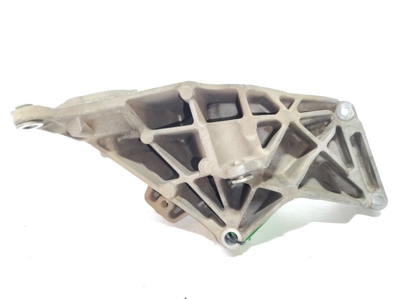 Recambio de soporte motor delantero para land rover range rover sport v6 td hse referencia OEM IAM 4H2Q10239  