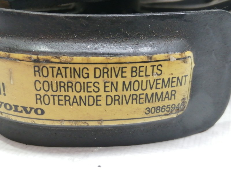 Recambio de bomba direccion para volvo s40 berlina 1.6 referencia OEM IAM 8646864  