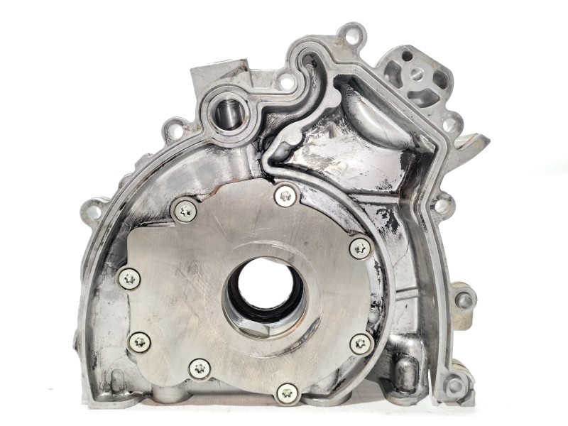 Recambio de bomba aceite para land rover range rover sport v6 td hse referencia OEM IAM 4R8Q6600AC  