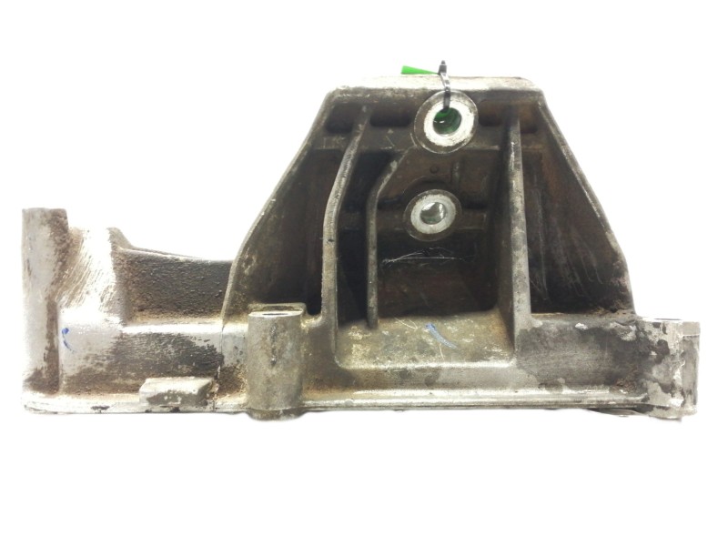 Recambio de soporte motor derecho para iveco daily caja abierta / volquete 35 - c 12 caja abierta referencia OEM IAM 500376599  