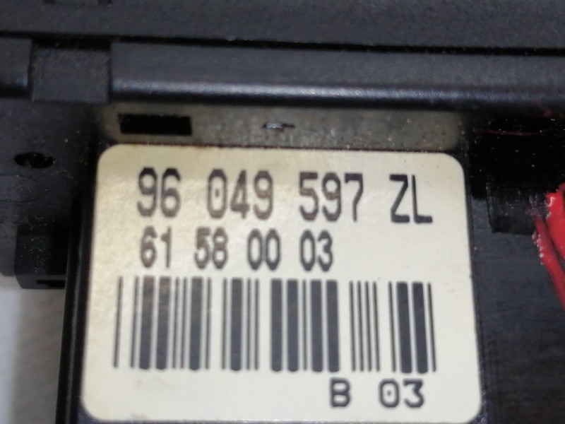 Recambio de mando limpia para peugeot 306 berlina 3/4/5 puertas (s2) boulebard referencia OEM IAM 96049597ZL  