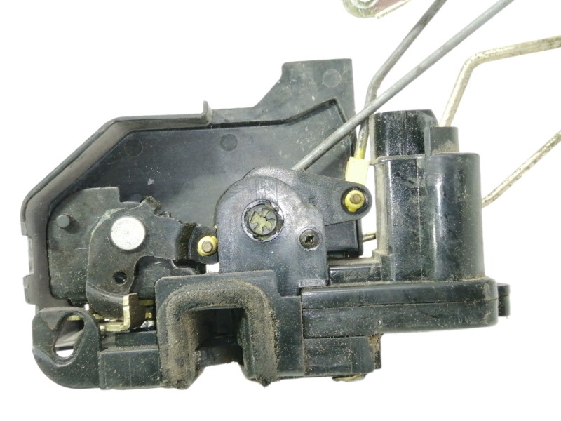 Recambio de cerradura puerta delantera derecha para hyundai getz (tb) 1.1 gl referencia OEM IAM   