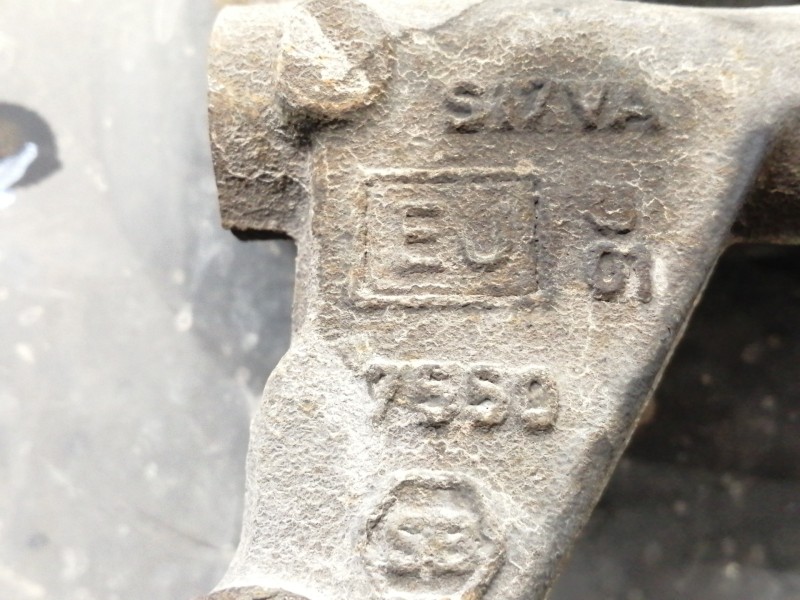 Recambio de mangueta trasera derecha para ford mondeo berlina (ge) ambiente referencia OEM IAM S17VA  