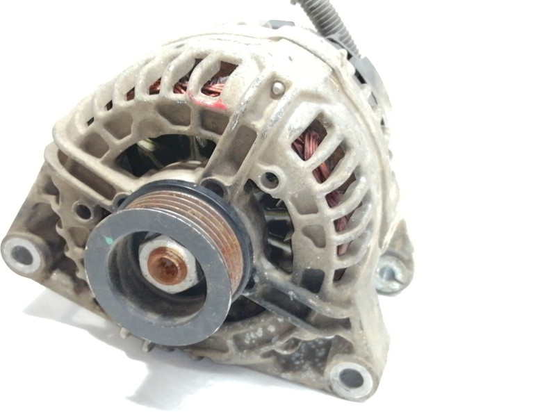 Recambio de alternador para opel corsa c essentia referencia OEM IAM 0124425021  