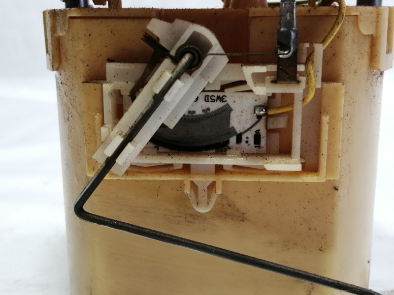 Recambio de aforador para ford fiesta (cb1) ambiente referencia OEM IAM 8V519275  